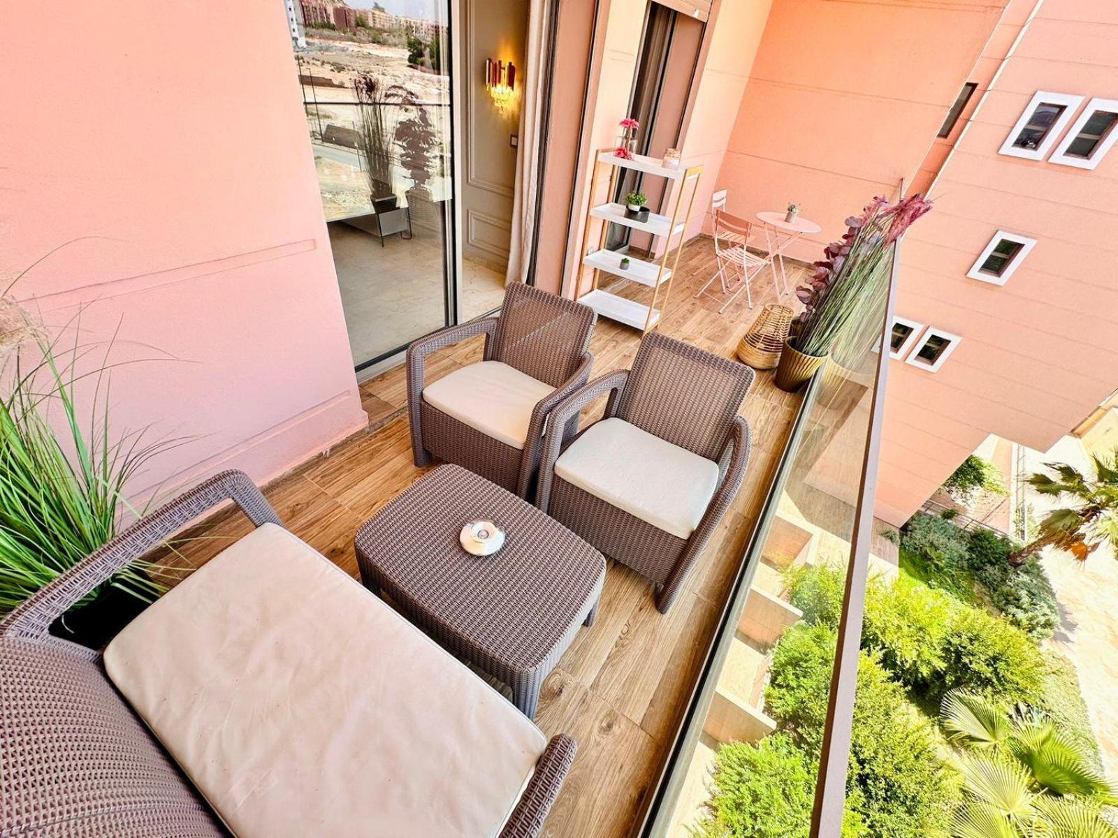 Appartement Luxueux Avec Piscine 10 Minutes Du Centre Ville Marrakesh Eksteriør billede